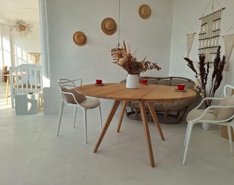 Large Extendable Round Dining Table | Solid Wood Table with Leaves | 140 cm Expands to 220 cm | Handmade Family Dining Table for Gatherings