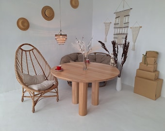 Round Solid Wood Dining Table – Modern Scandinavian Dining Table with Thick Round Legs