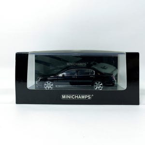 Bentley Continental Flying Spur Black 1:43 MiniChamps #436139460 Limited Edition 3552pcs collector&#39;s item-Add Rarity to Your Collection