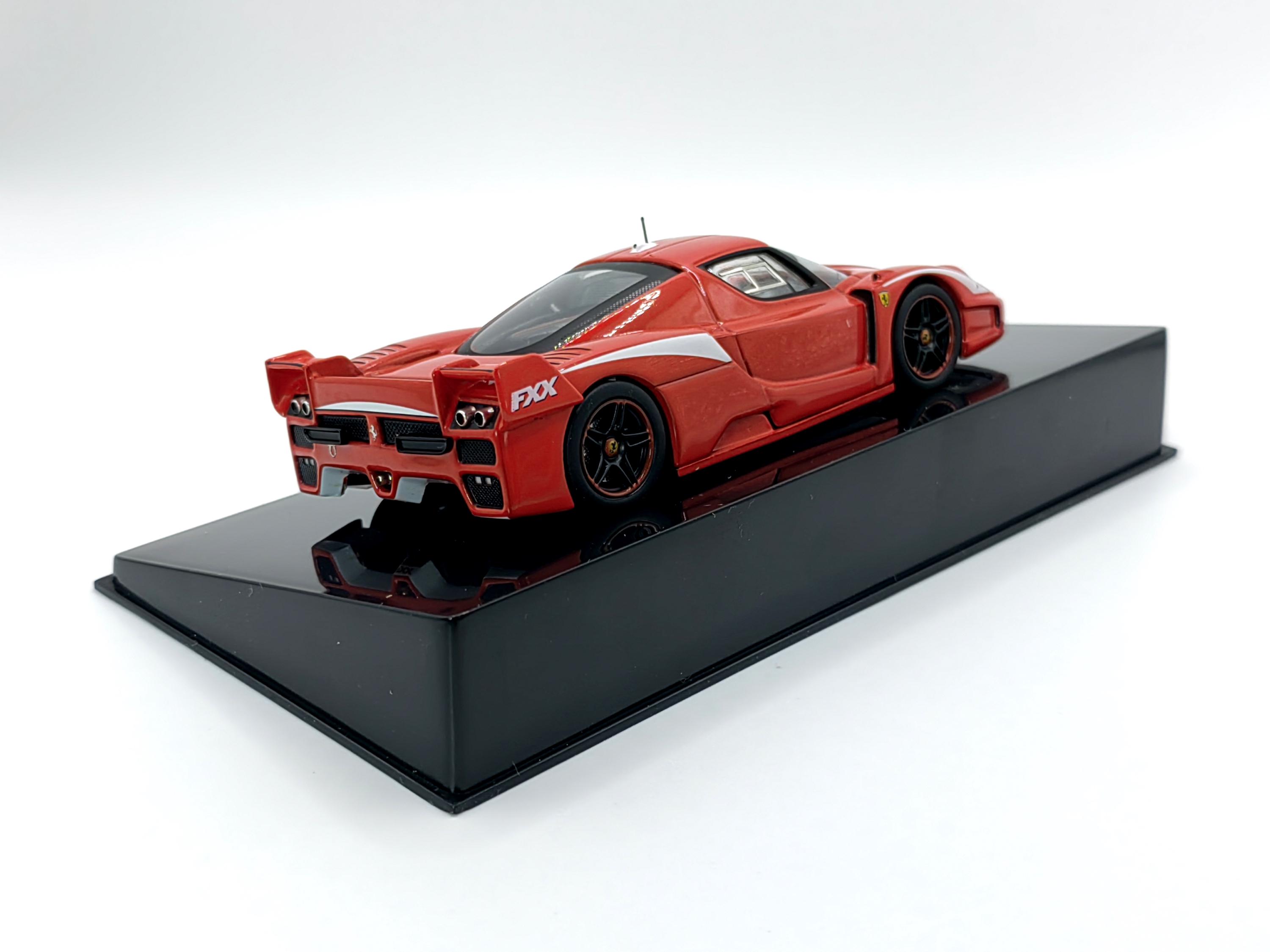 Red Line Ferrari FXX Evoluzione ミニカー Ferrari-Fxx-Evoluzione-Red-1-