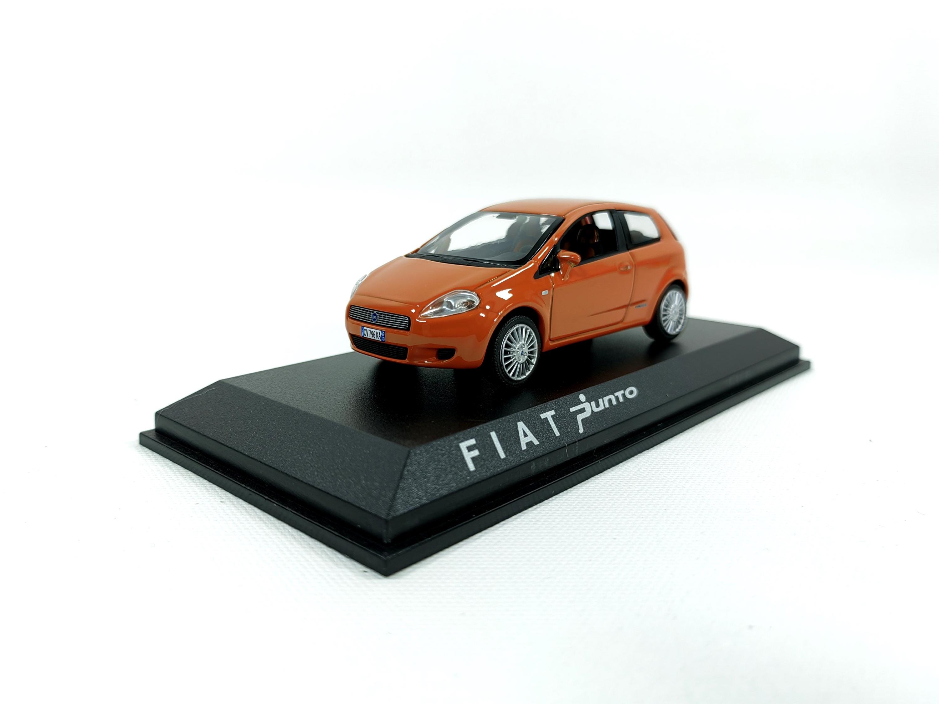 ミニカー Racing43 1/43 Fiat Punto Kit Car 2001 ミニカー Racing43 1/43 Fiat Punto Kit Car 2001 Ixo Models 1/43