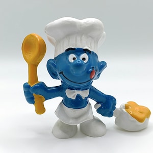 Vintage Cook Smurf Figurine: Schleich Peyo, Made in W. Germany (1970-79)