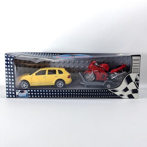 RARE Welly Sport Team Honda CBR 1100 Xx 1:18 & Porsche