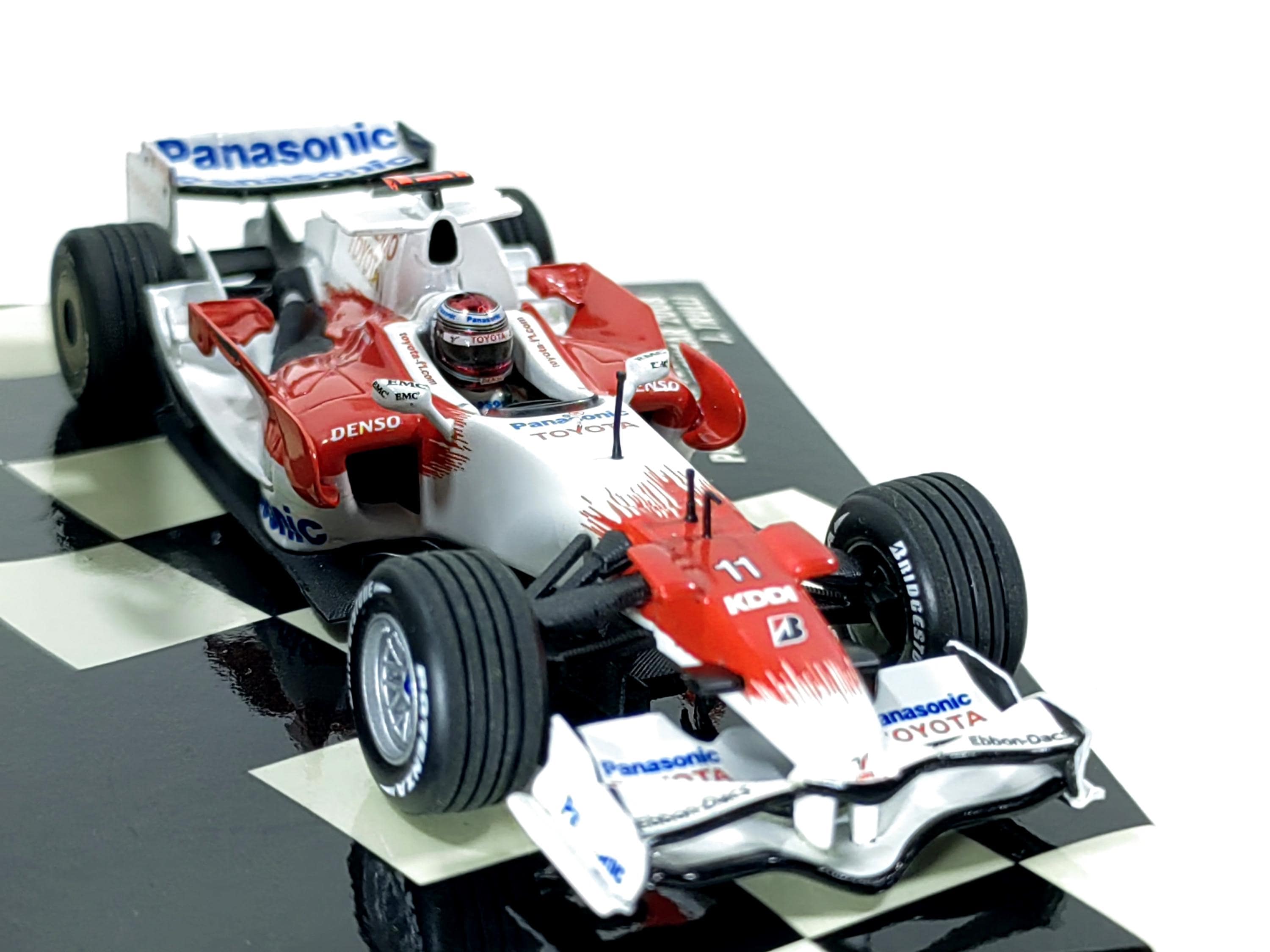 1:43 Panasonic Toyota Racing Showcar 2008 Jarno Trulli No11 F1