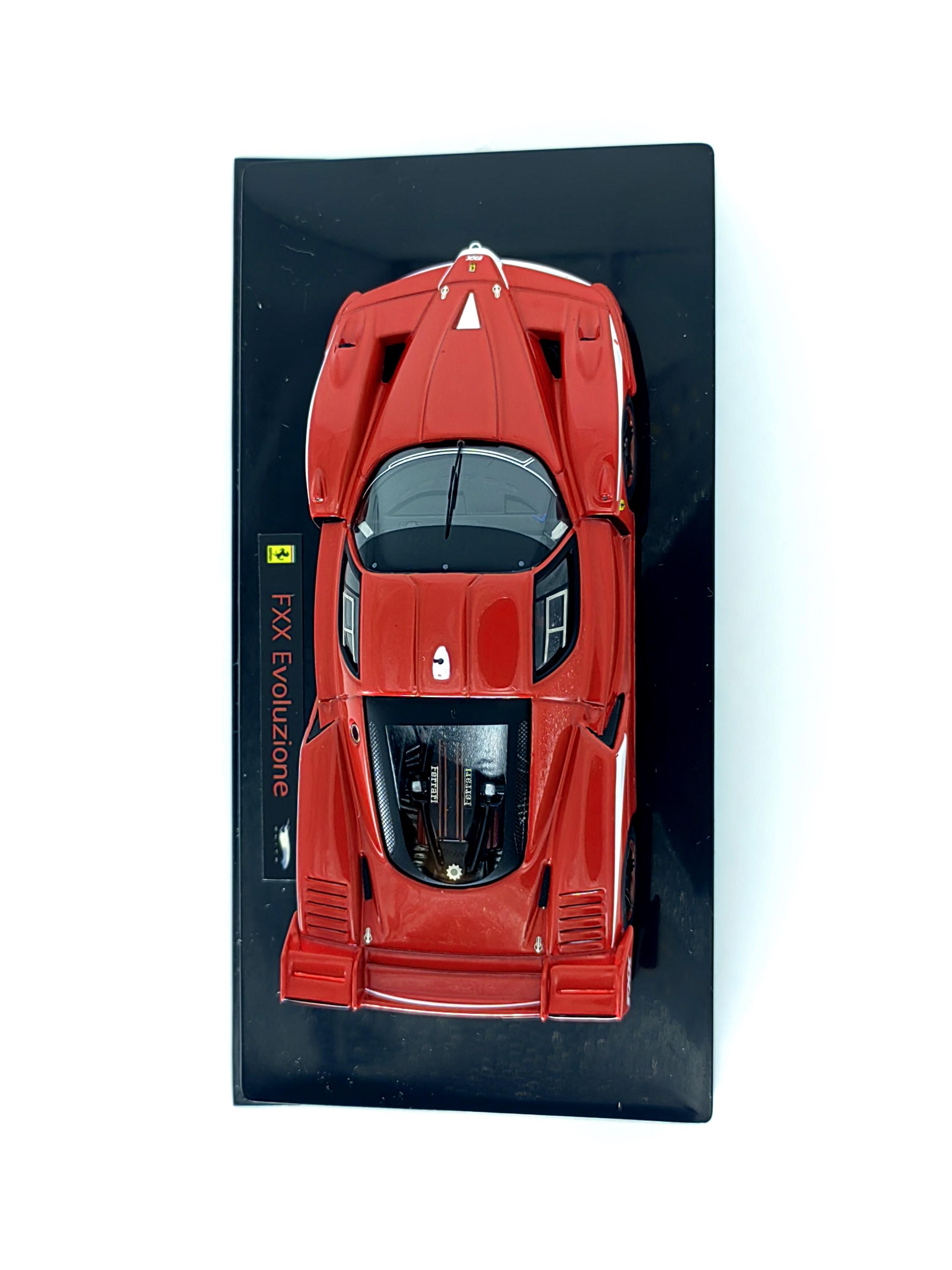 1:43 Ferrari FXX Evoluzione Rosso Corsa Diecast, Hot Wheels Elite
