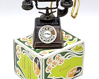 Nostalgic Desk Phone Pencil Sharpener from Spain - Retro Office Decor #959