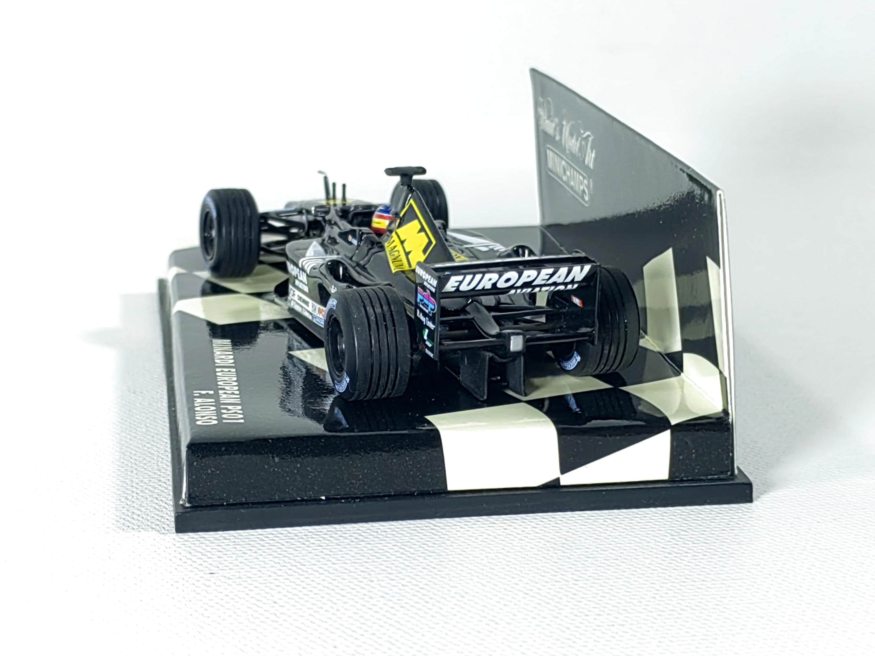 Miniature F1 Minardi PS01 #21 Alonso - GP USA 2001 - 1/43 Minichamps - NEUVE