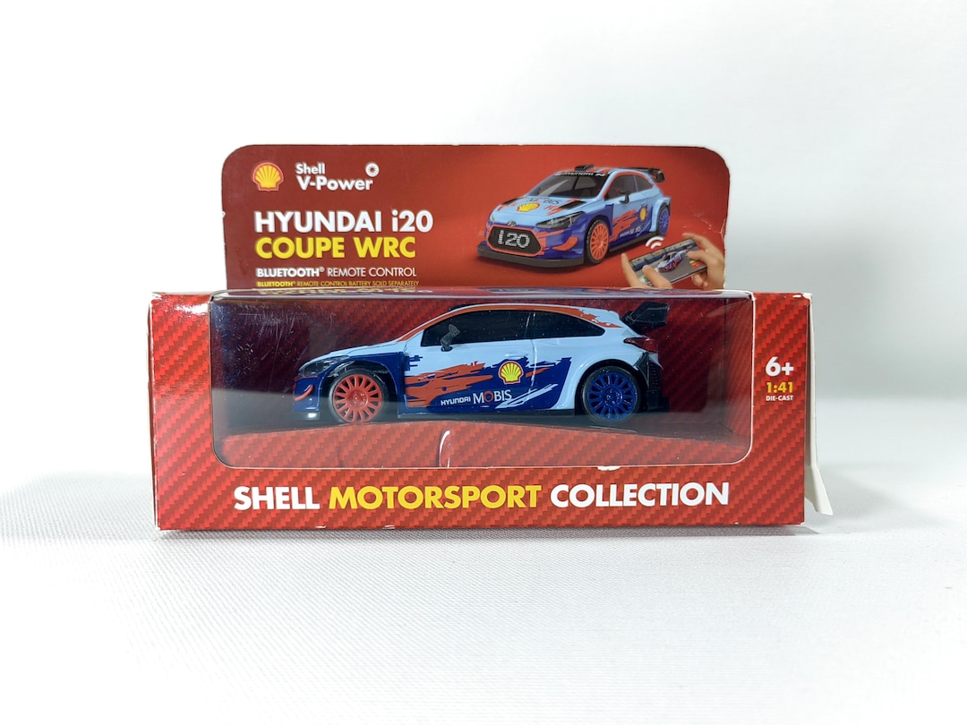 【新品 未開封】　Hyundai i20 Coupe WRCミニカー 1/43 新品 未開封】 Hyundai i20 Coupe WRCミニカー 1/43 - メルカリ
