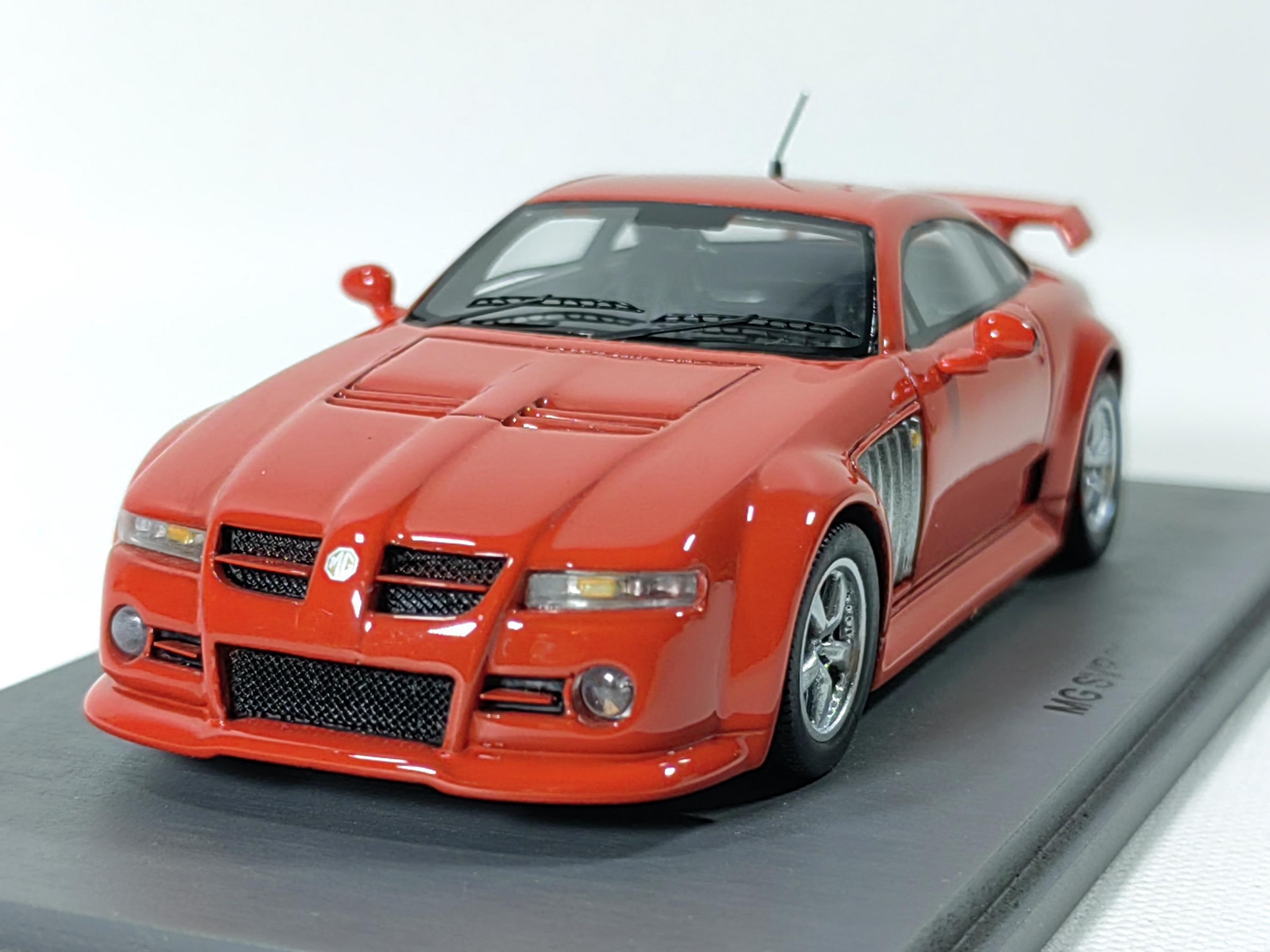 MG SVR 2004 SPARK 1/43 SUR SOCLE MG SVR 2004 SPARK 1/43 SUR SOCLE
