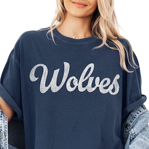 Wolves Shirt Wolves Game Day Tshirt Wolves Comfort Colors T Shirt Wolves Tee for Women Wolves Spirit Wear