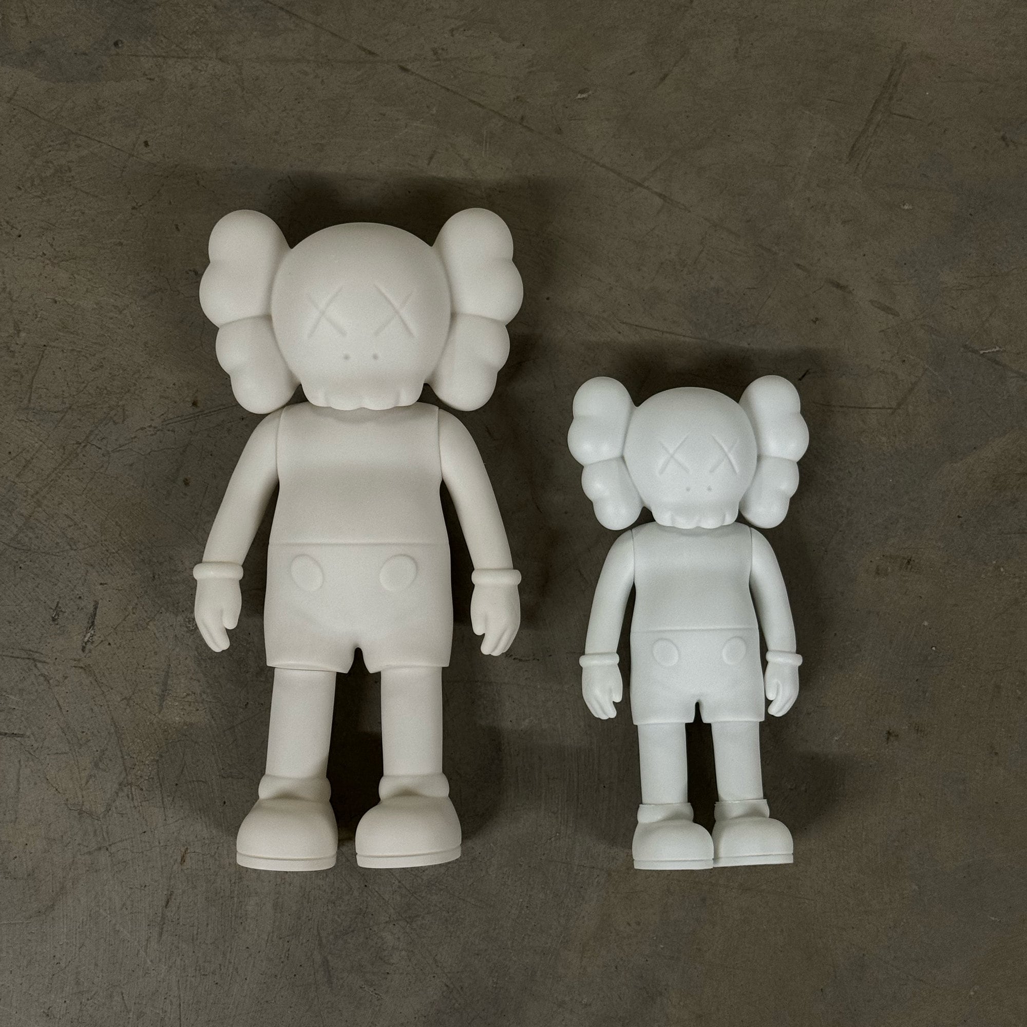 ⭐︎ HUMAN MADE KAWS ACRYLIC FILE BOX クリアー 2022SS HUMAN MADE KAWS ACRYLIC FILE BOX 壓克力透明箱子現貨