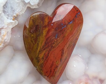 Red opalized wood heartshape cabochon | nice to have | petrified wood from Wa ejen