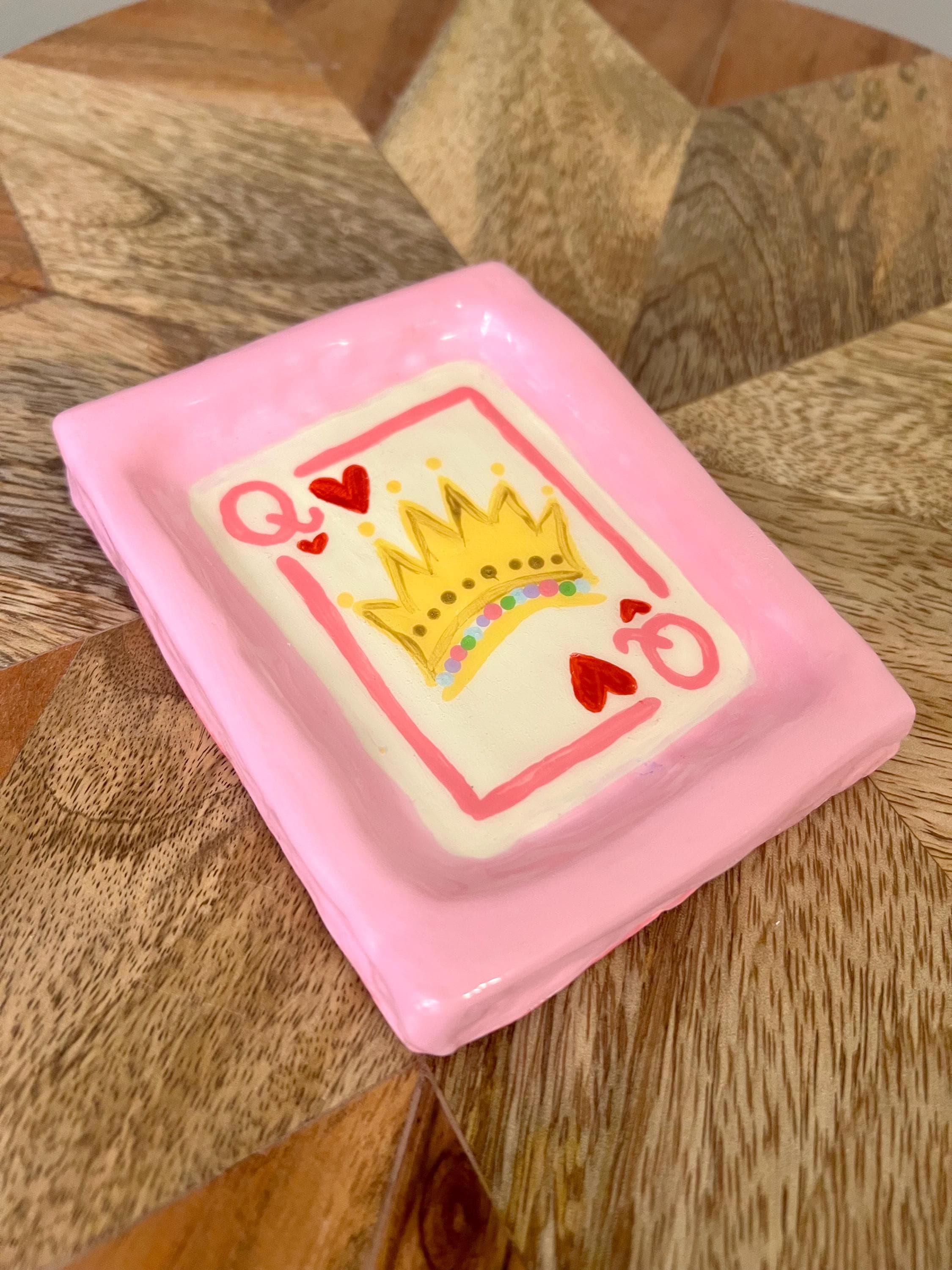  Queenofhearts クイーンオブハート プレート 皿 ディズニー 不思議の国のアリス クイーンオブハート スーベニア