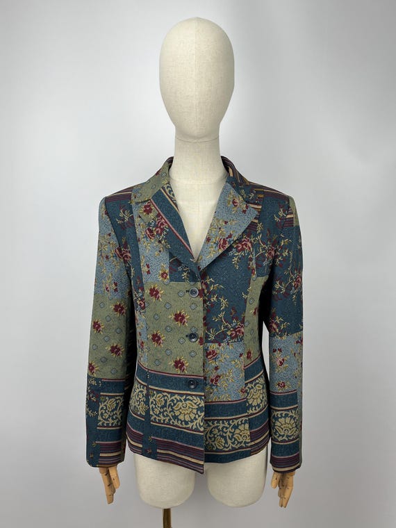 By Women Estilo Vintage 90s Rare Polyester Viscose Floral 3 Buttons Classic Blazer Women’s Size 48
