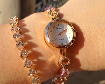 2-teilige Vintage Gold Damenuhr mit Armband; Armbanduhr für Damen, Geschenk für Sie, Vintage-Design, langlebige Schnalle, verstellbares Band,