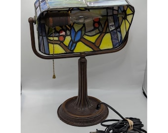 Vintage Stained Glass Tiffany Style Lamp Bird Slag Glass Desk Bronze Base 13"