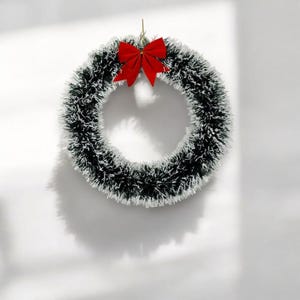 Christmas Fizzle Wreath, Decorative Christmas Door Wreath, Colourful Wreath, Christmas Door Wreath, Christmas Decorations