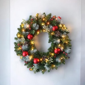 Christmas Fizzle Pine Wreath, Decorative Christmas Door Wreath, Pine Wreath, LED Lights Christmas Door Wreath, Christmas Decorations