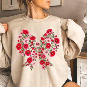 Mohn Kokette Bogen Png, August Geburt Blumen Bogen Sublimationsdesign, Wildblumen Kokette Hemd Png, Blumensommer August Monat Geburt