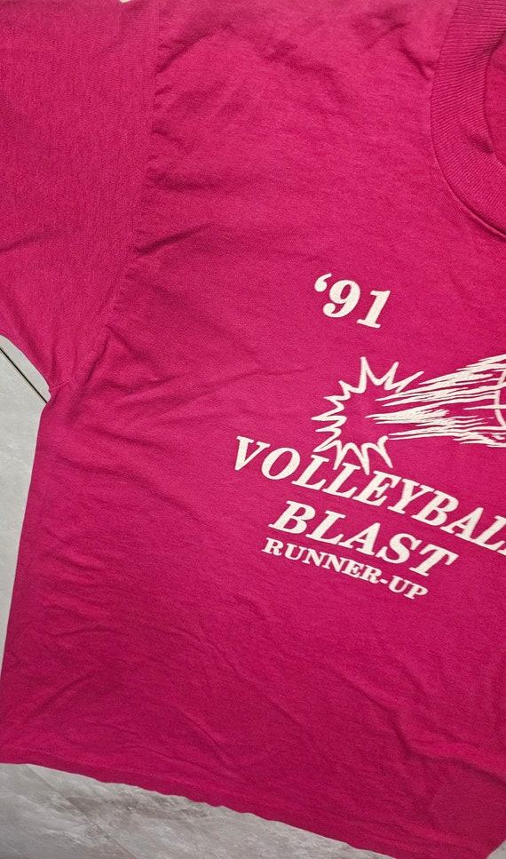 Vintage tshirts 1991 pink tourney volleyball retr… - image 3