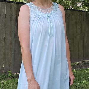 Camicia da notte Miss Elaine Tricot - Abito da notte lungo con luce