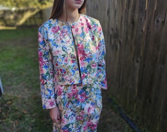 Vintage On The Verge women&#39;s outfit set skirt blazer denim cotton printed floral pink white 1980s 1990 small