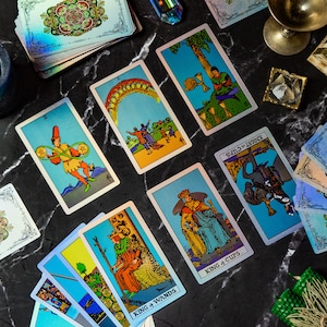 Indie Tarot Deck, Rider Waite Tarot with Box, 78 Cards Tarot Deck, Classic Tarot Cards, Medieval Tarot, Witchy Gift Set