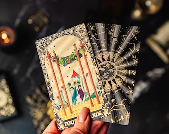 Vintage Style Gold Foil Tarot Cards, 78 Card Deck with Guidebook