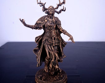 HEL or HELA - statue decoration - Norse mythology - Vikings - goddess of the dead and the underworld - altar • US prepaid duties •