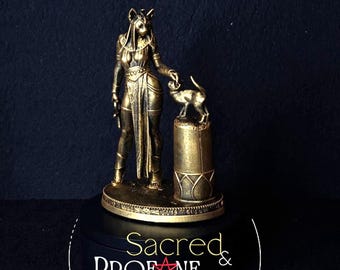 BASTET Egyptian Goddess Statue - Pagan Altar Figurine - Gothic Home Decor - Paganism - Dark Goddesses - Cat Goddess - Altar