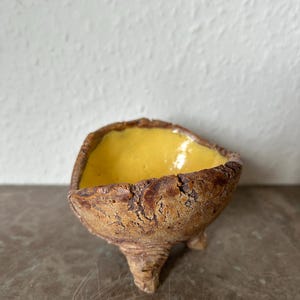 Handgjord keramikskål