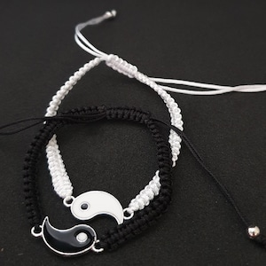 Yin Yang Bracelet Best Friend Set Couples Bracelets Spiritual Jewellery Yin Yang Friendship Present Bracelet Black and White Charm Jewellery