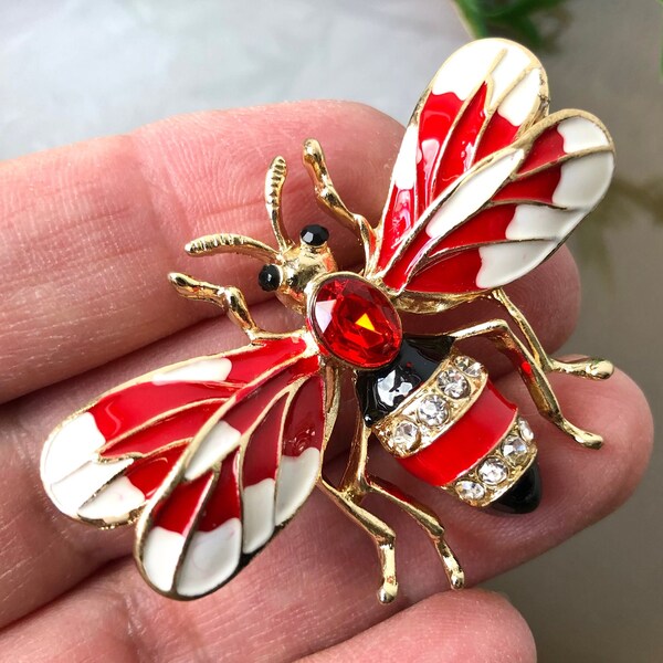 Beetle brooch, red insect jewelry, beetle pin, bug brooche, animal jewelery, wildlife brooch, gift for her