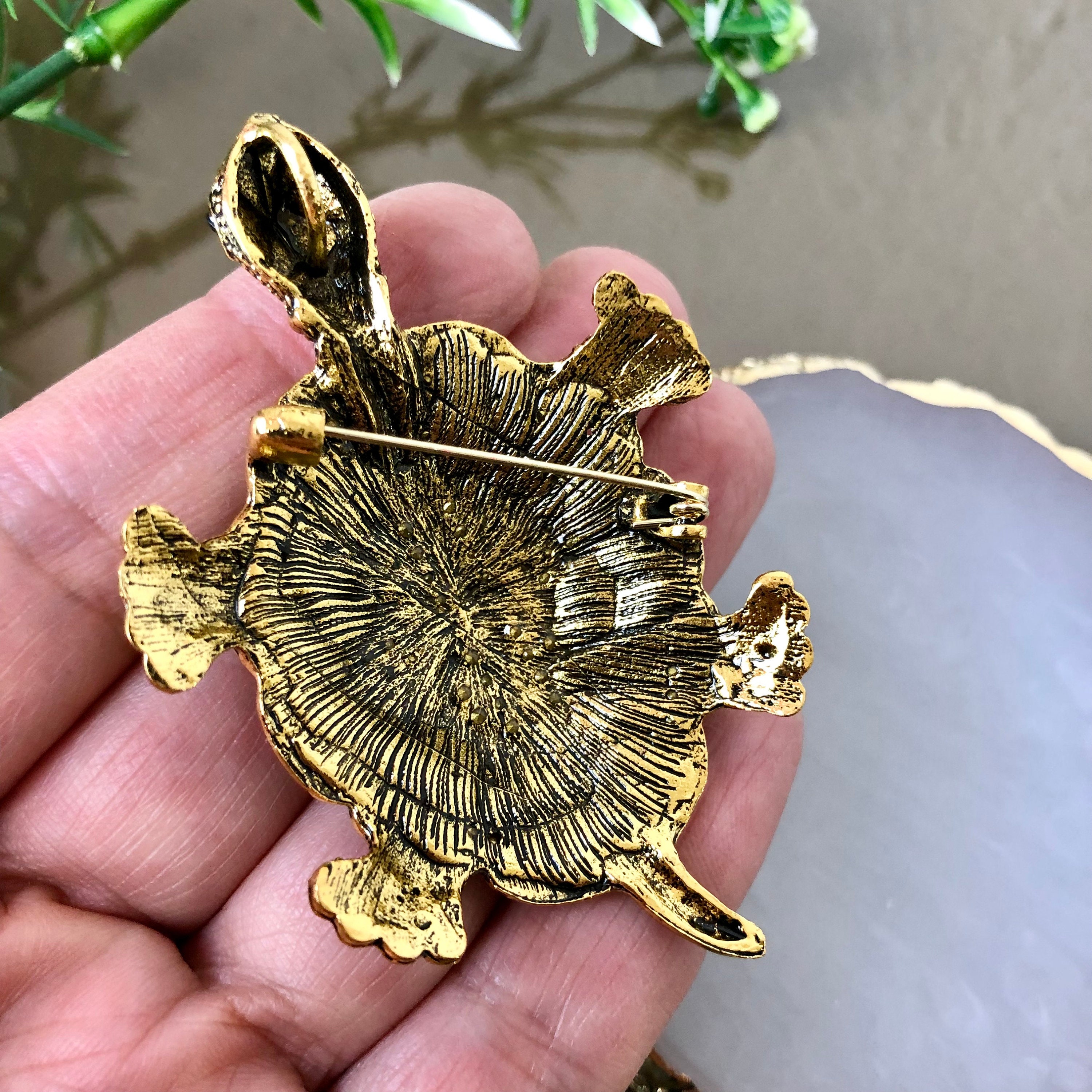 Broche Tortue En Métal Argenté Avec Strass Vert - Bijou Fantaisie Pour Femme - Occasion