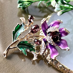 Vintage Style Floral Brooch: Purple Flower Pin, Botanical Jewelry