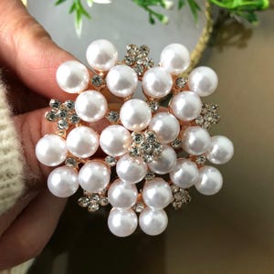 White Pearl Brooch, Pearl and Crystal Brooch, Bridal Brooch for Flower Bouquet, Pearl Brooch, Pearl Brooch Jewellery, Vintage Style