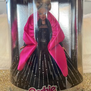 Vintage NIB Holiday Barbie 1998