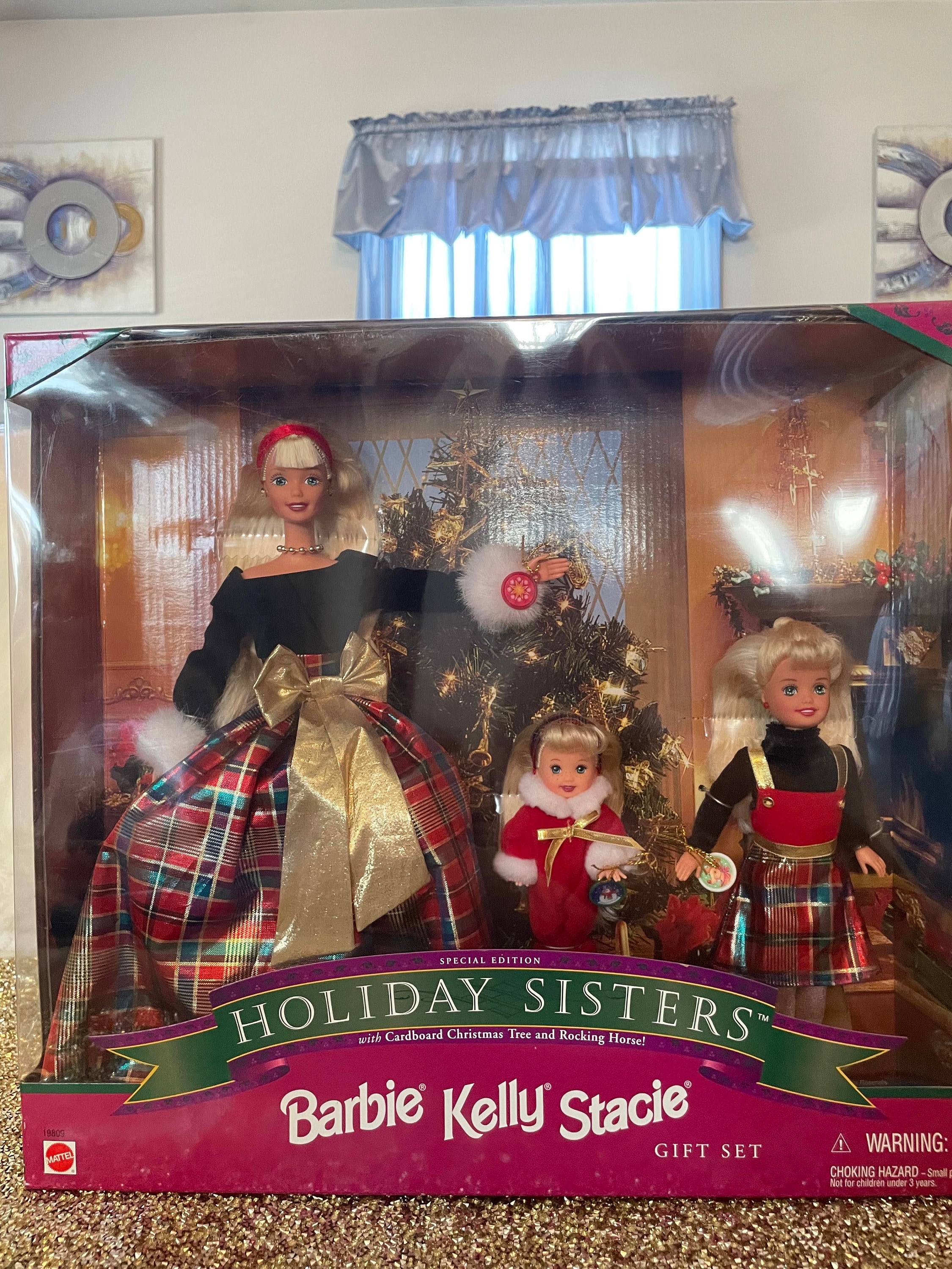 Barbie Holiday Sisters Gift setバービー　妹 Amazon.com: Holiday Sisters 1999 Barbie, Kelly & Stacie Gift