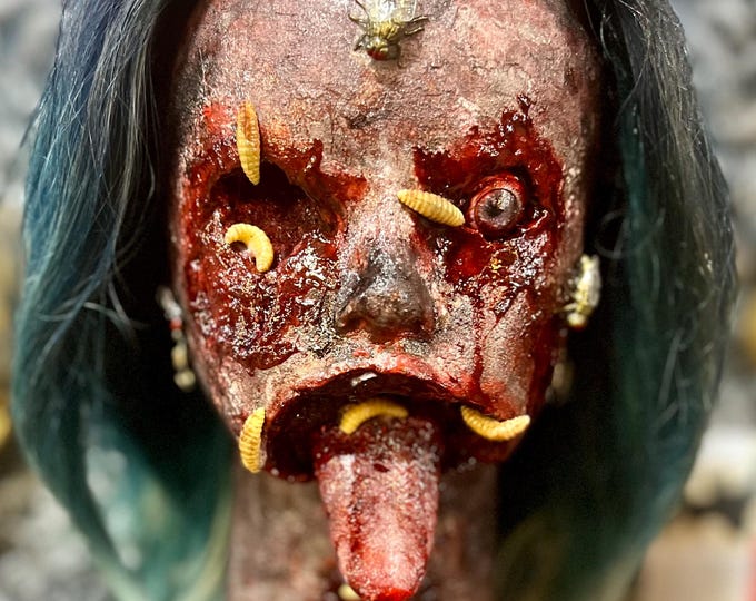 Featured listing image: Fake Halloween prop heads