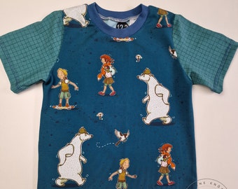 T-shirt in size 122 "The School of Magical Animals - Investigated" with polar bear Murphy in blue