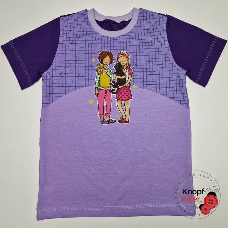 T-shirt with Anna-Lena and Helene from The School of Magical Animals image 1