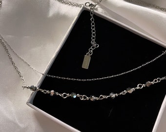 Collier double chaîne avec perles de cristaux Swarovski en acier inoxydable / plaqué or 18 carats