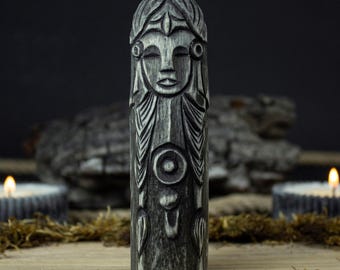 Handcrafted Freyja Wooden Figurine, Scandinavian Goddess Statue for Norse Altar Decor, Heathen Gift