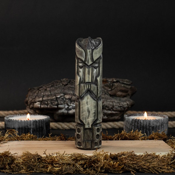 Wooden figurine - Thor. Scandinavian God. Wood carving. Altar. Heathen. God wooden sculpture. Hand Carved. Scandinavian Gifts.