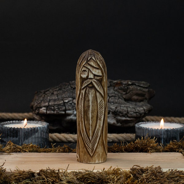 Wooden figurine - Odin. Scandinavian God. Wood carving. Altar Heathen. God wooden sculpture. Hand Carved. Scandinavian Gifts.