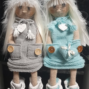 1 dolls