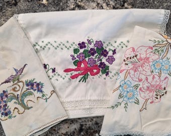 Set of 3 Vintage Linens With Differing Floral Designs