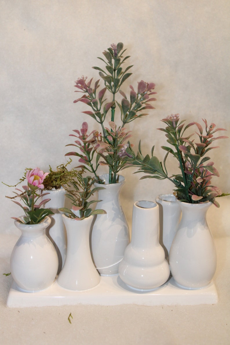 Vase arrangement on base, ceramic, in classic white tone, 18 x 7 x 10.5 cm image 1