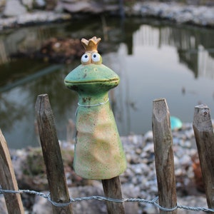Fence stool Little Frog Prince, fence figure, post stool, ceramic garden figure 18 cm high image 5