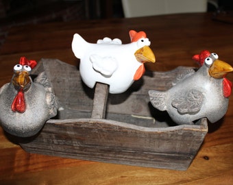 Edge sitting chickens, 3 chickens on the perch, made of ceramic, chicken with notch on the bottom, size 14 x 13 cm, set of 3